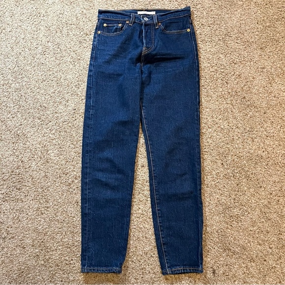 Levis Premium Denim Wedgie Jeans High Rise Dark Wash Stretch Tapered Leg Blue 26 - Picture 2 of 12